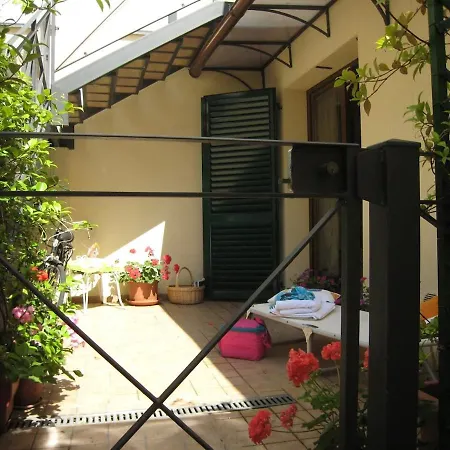 Jasmine House 公寓 *